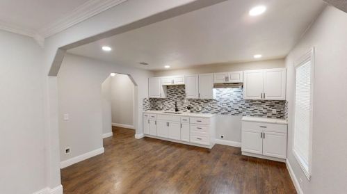 5309 Lambeth Ln, Fort Worth TX  76112-3854 exterior