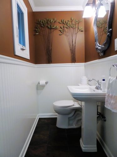 1305 Wood St, Valpo IN 46383-5140 exterior