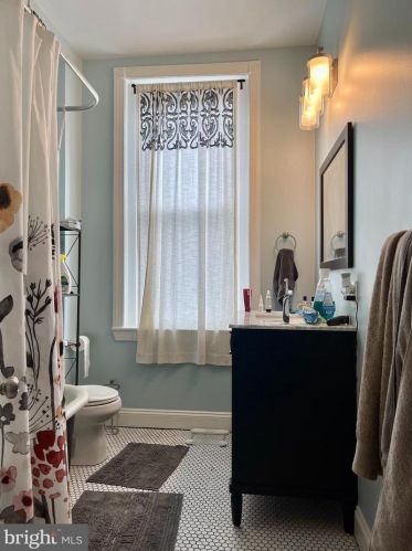 4738 Baltimore Ave, Philadelphia PA 19143-2185 exterior