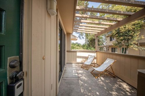 16157 Loretta Ln, Los Gatos, CA 95032-2042