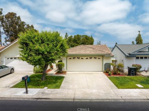 24141 Minnetonka Ln, El Toro, CA 92630-1914