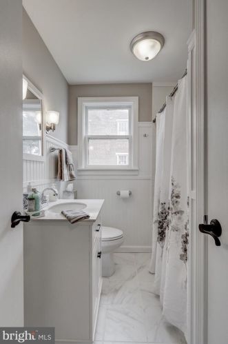 210 Rosedale Ave, Lancaster PA  17603-5708 exterior