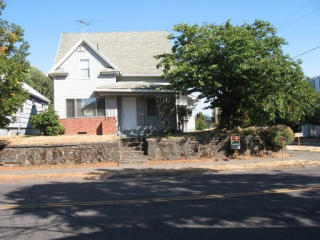 8434 17th Ave, Portland OR  97202-7309 exterior