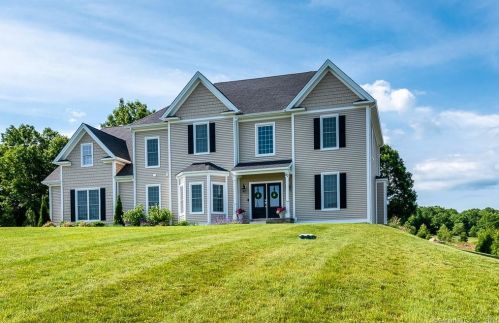 50 Arbor Xing, East Lyme, CT 06333-1171