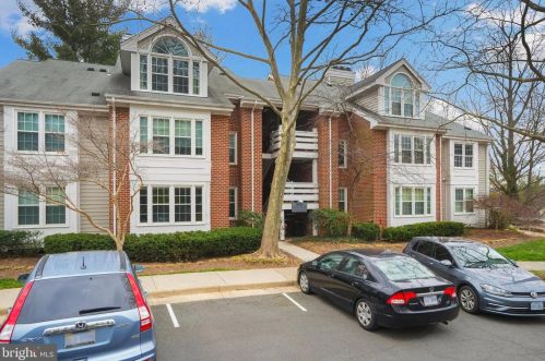 11170 Beaver Trail Ct, Herndon, VA 20191-4319
