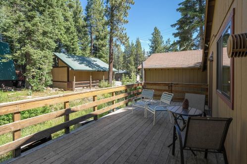 15139 Northwoods Blvd, Truckee CA  96161-7112 exterior