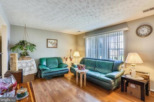 14505 Farmcrest Pl, Silver Spring MD 20905-6009 exterior