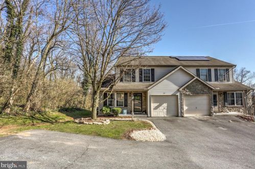 57 Ridge Ave, Ephrata, PA 17522-2548