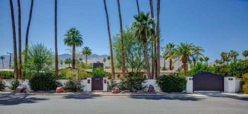 1635 Calle Marcus, Palm Springs, CA 92264-8568