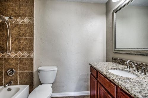 409 San Mateo Dr, Garland TX  exterior