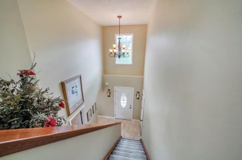 112 Silo Ct, Noblestown, PA 15071-9388