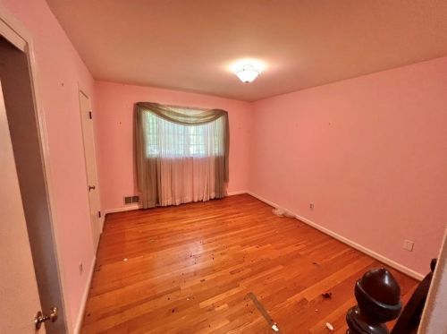 3011 Belingham Dr, Atlanta GA  30345-1506 exterior