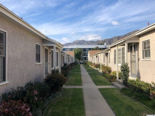 440 Stocker St, Glendale CA  91202-2331 exterior