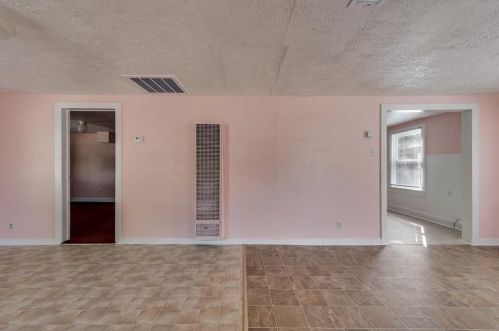 3920 4th St, Fort Worth TX  76107-2016 exterior