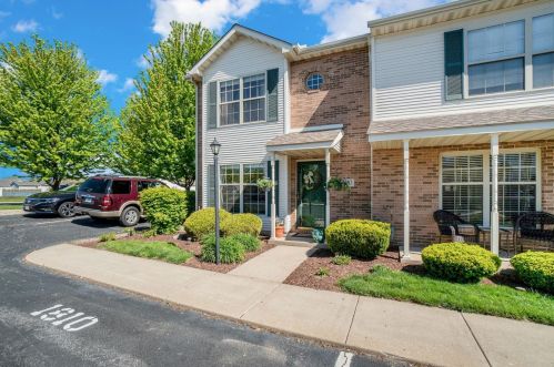 1810 Golden Oak Ct, Crown Point, IN 46307-7053