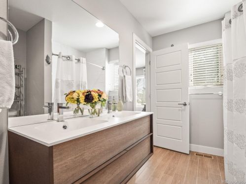 2737 Bannock St, Englewood CO  80110-1514 exterior