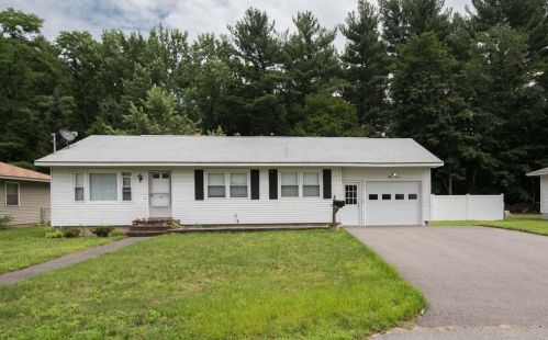 57 Tufts Dr, Nashua, NH 03064-1753