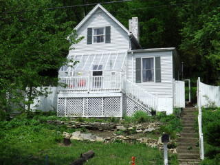 3960 Hillside Ave, Cincinnati OH  45204-1016 exterior