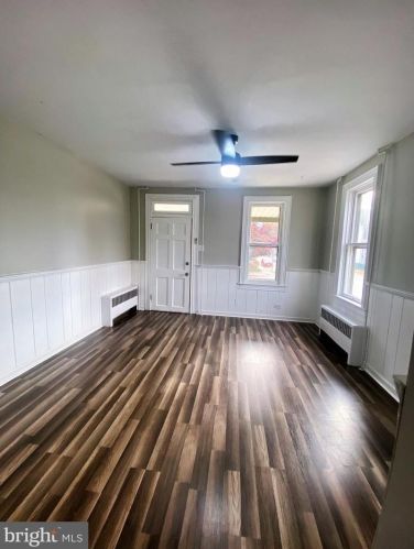 300 Walnut St, Hanover PA 17331-2536 exterior