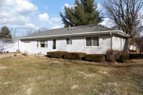 704 Ethel St, Saint Joseph, IL 61873-9010
