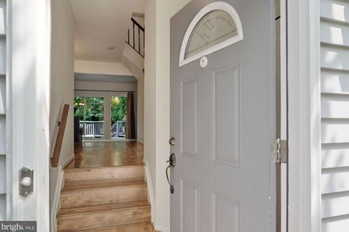 3836 Wildlife Ln, Burtonsville, MD 20866-2143