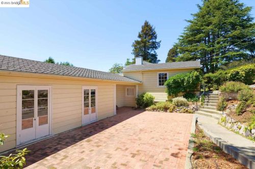 38 Highgate Rd, Berkeley, CA 94707-1141