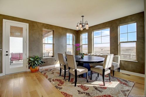 27701 Lakeview Dr, Aurora CO 80016 exterior