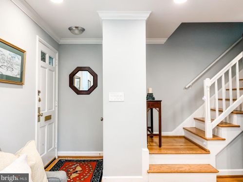 4621 30th Rd, Arlington VA  22206-1611 exterior