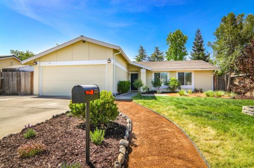 6324 Twin Wood Way, Citrus Heights, CA 95621-3526