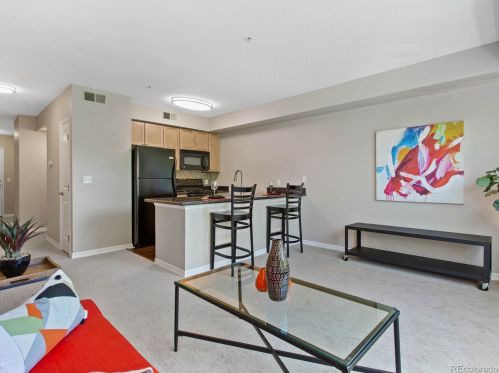 1623 St Paul St, Denver, CO 80206