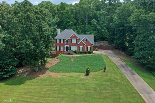 9048 River Bend Ct, Villa Rica, GA 30180-4157