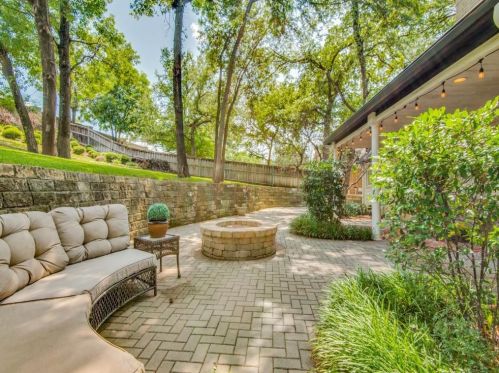 6116 Terrace Oaks Ln, Fort Worth TX  76112-1072 exterior