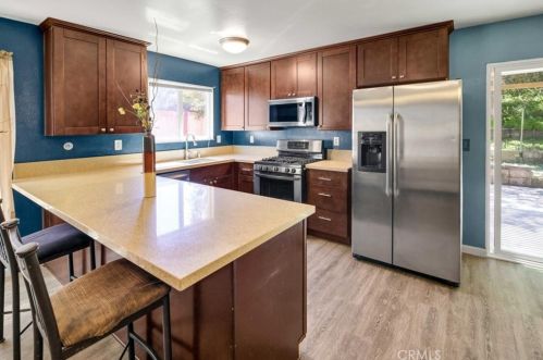 1035 Phillips St, Vista CA  92083-7156 exterior