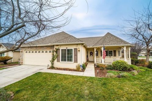 1199 Clawson Way, Lemoore, CA 93245-9164
