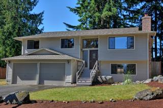7631 203rd St, Edmonds, WA 98026-6850