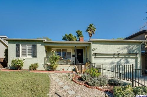 3513 Fairesta St, Glendale, CA 91214-1804
