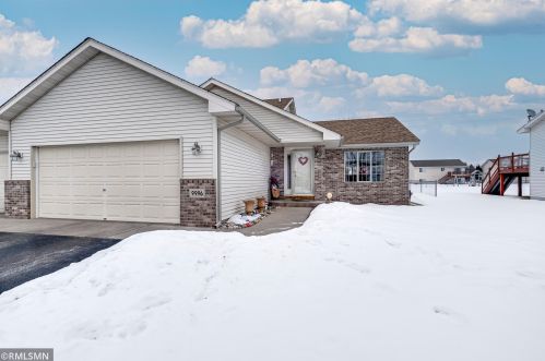 9996 Weston Dr, Monticello, MN 55362-8842