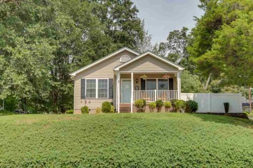 39 Spartanburg Rd, Lyman, SC 29365-1648