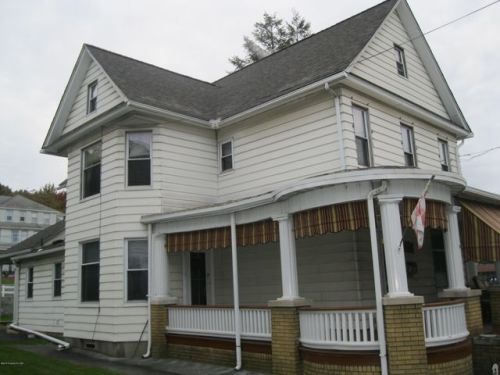 296 William St, Pittston, PA 18640-2551
