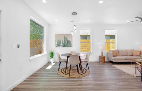 3104 Th, Austin TX  78702-1402 exterior