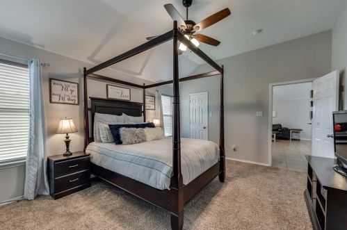509 Flowering Plum Ln, Fort Worth TX  76140-6558 exterior