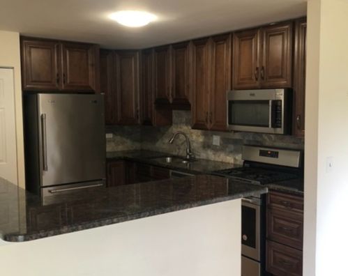 727 Mallard Ct, Bannockburn, IL 60015-3626