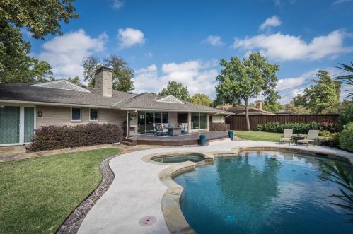7216 Fenton Dr, Dallas, TX 75231-8140