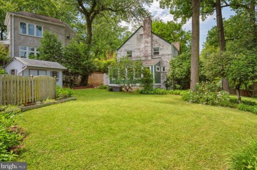 2400 Seminary Rd, Silver Spring MD 20910-1368 exterior