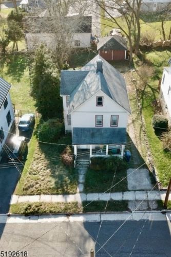 15 Foster St, Fredon, NJ 07860-1601