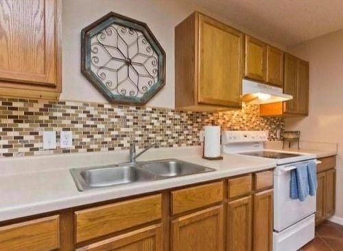 600 Fairfield Dr, Uhland TX  78640-4602 exterior