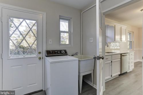 2413 Dexter Ave, Silver Spring MD 20902-4923 exterior