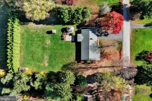 2179 Sherreem Rd, Lancaster, PA 17601-5715