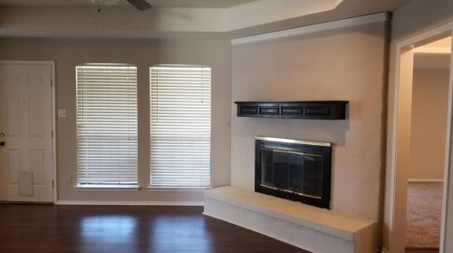 930 Meadowlark Dr, Midlothian TX  76063-1556 exterior