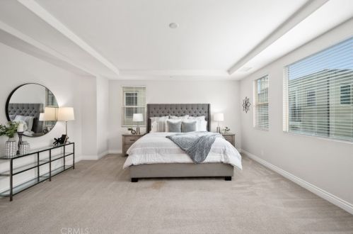 60 Gainsboro, Irvine CA  92620-2187 exterior